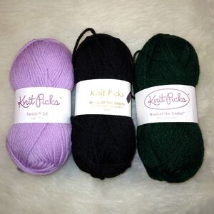 YARN Knit Picks Wool Yarn, 3 skeins in Sugar Plum, Coal, Aurora Heather